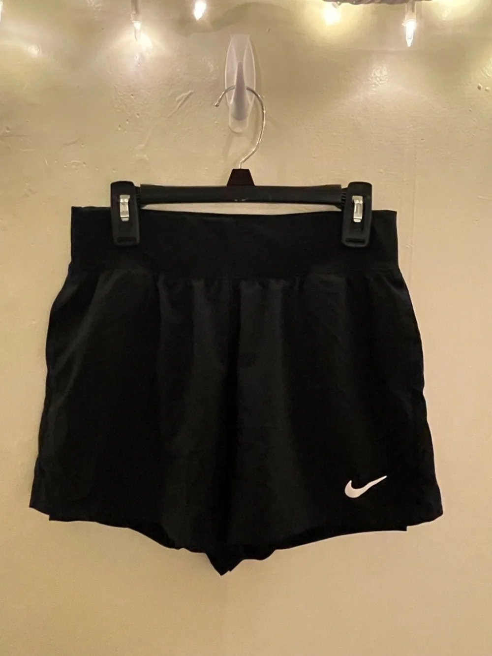 Nike Women’s Black Athletic Layered Running Shorts with Swoosh XS NWOT Pockets - Picture 3 of 16